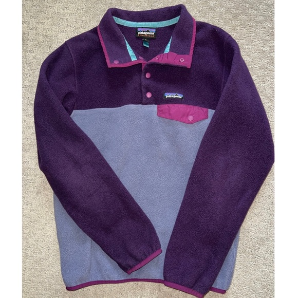Patagonia Tops - LIKE NEW Two-Toned Women’s S Purple Synchilla Patagonia Pull Over